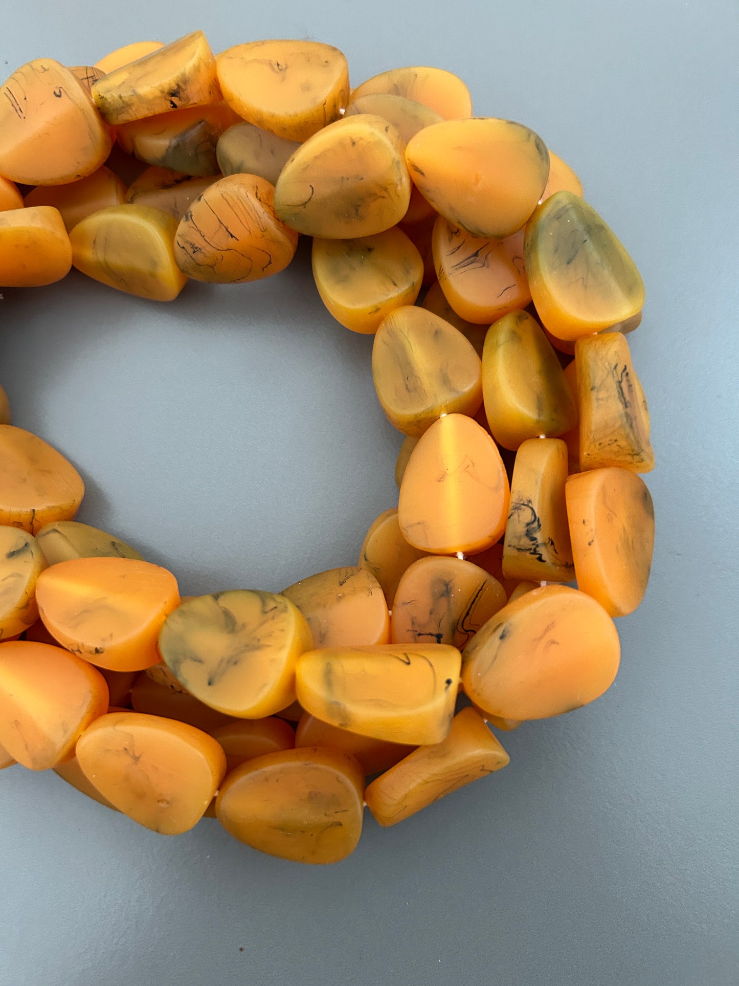 26mm resin strand(30076)16-17 pcs