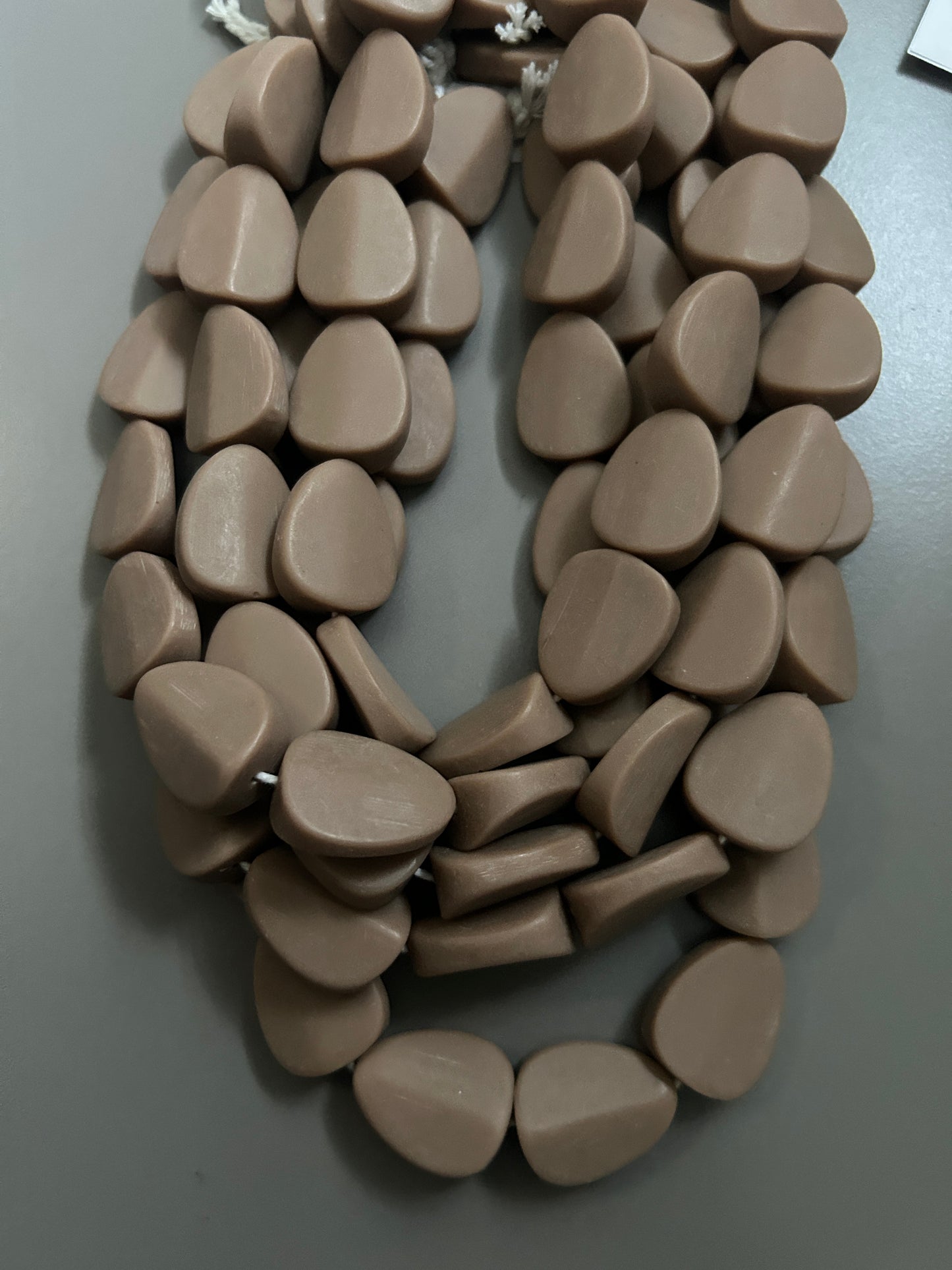 26mm resin strand(30076)16-17 pcs