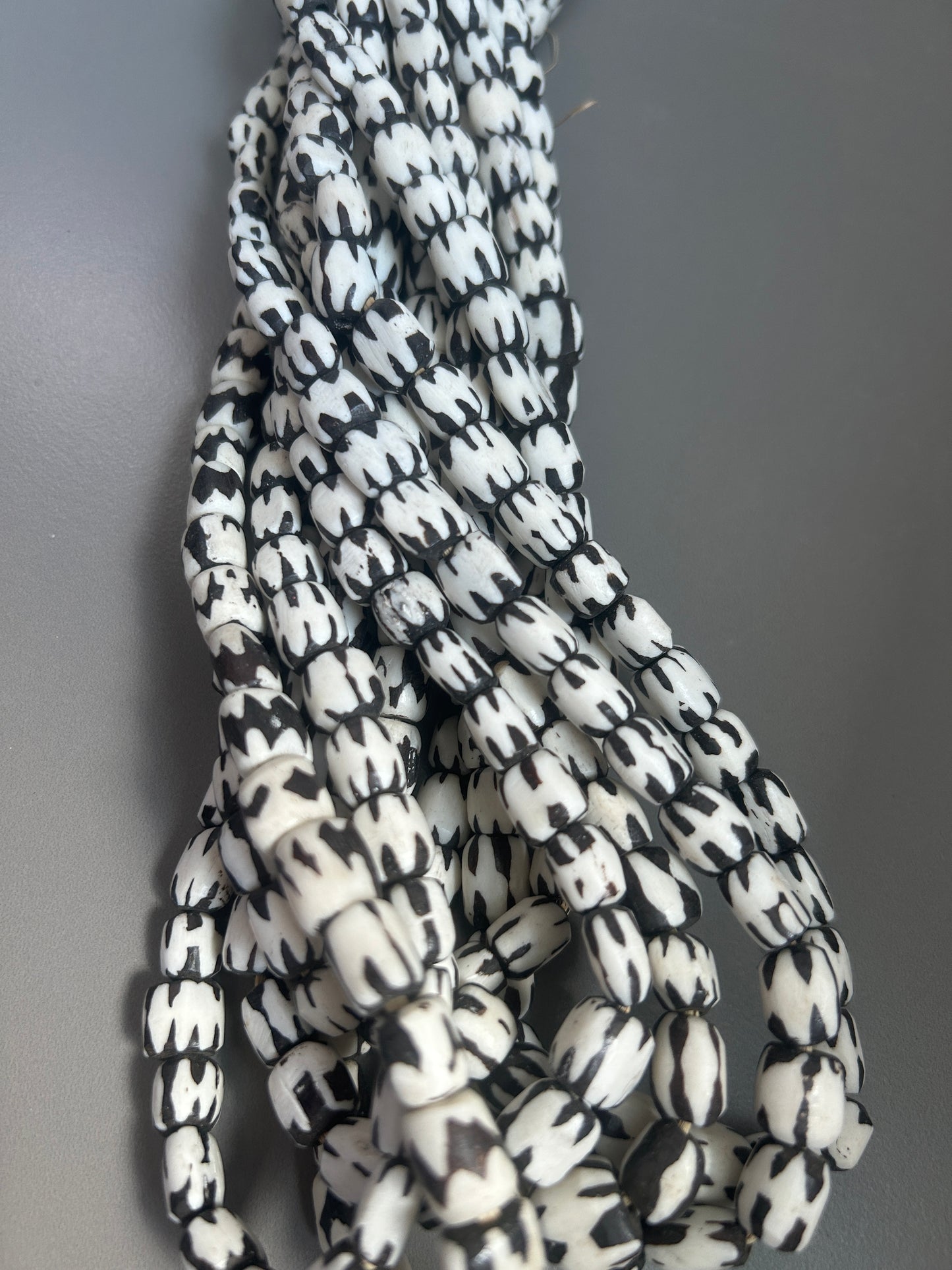 12 mm approx.ethnic cube strand (29120) 51pcs-strand 22”