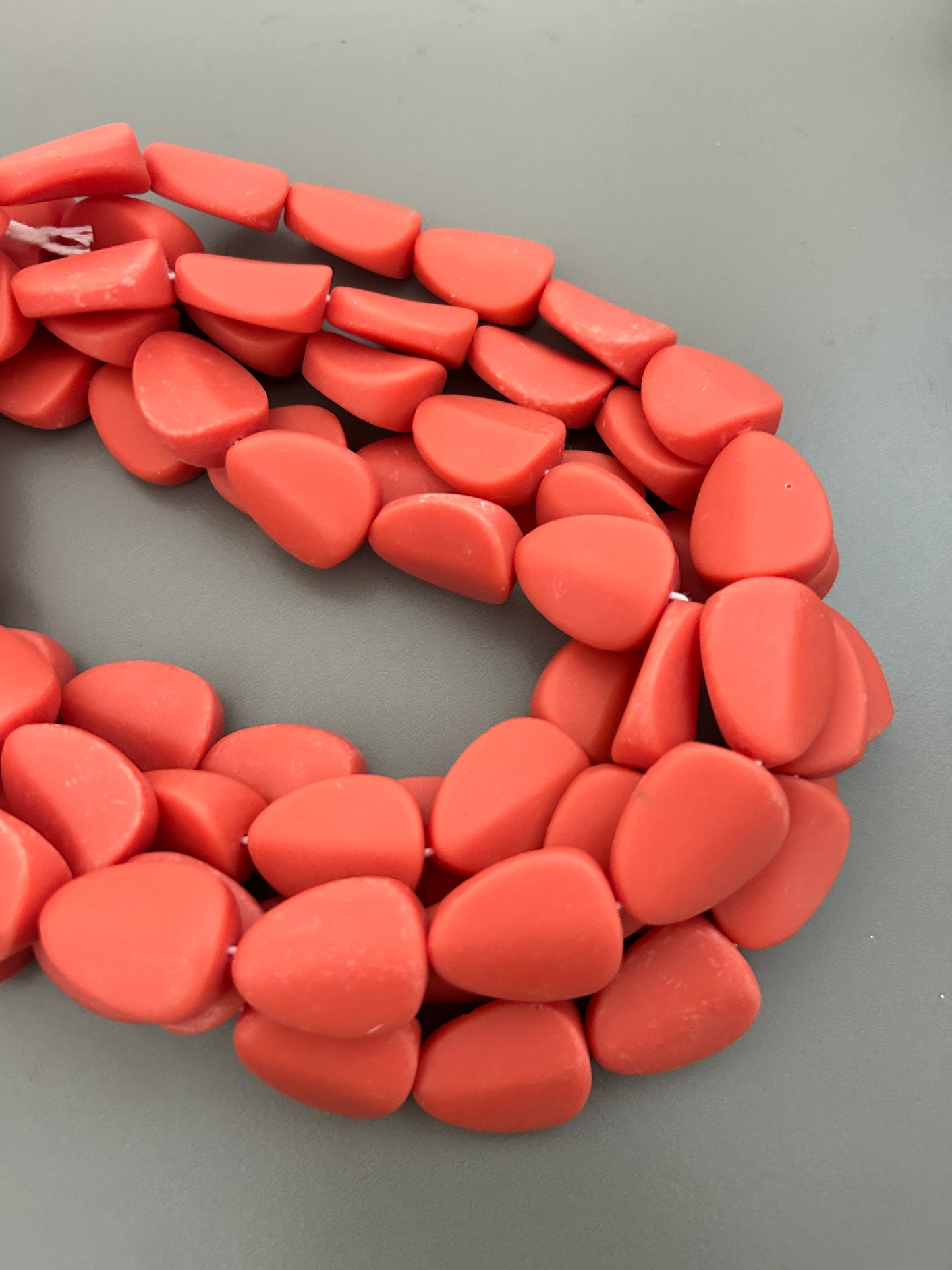 26mm resin strand(30076)16-17 pcs