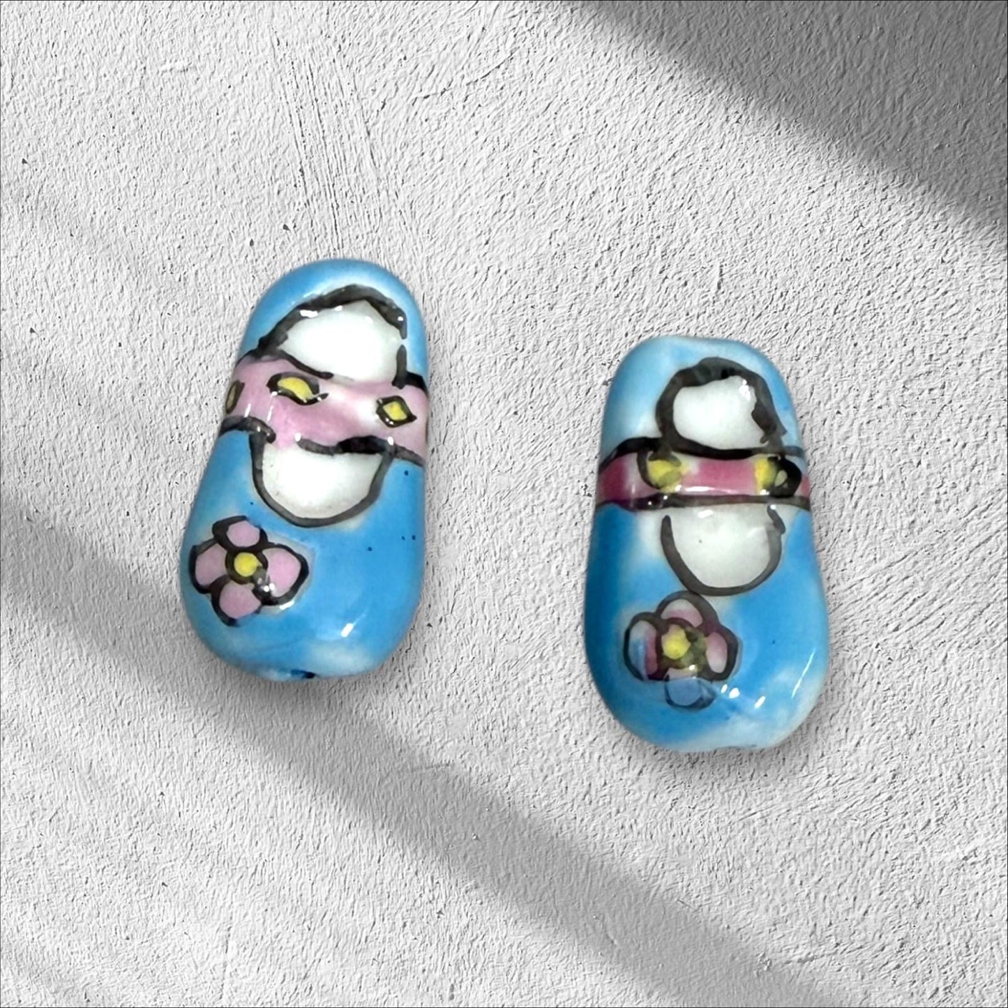 20mm Ceramic Blue Shoe Qty 2 (29433)