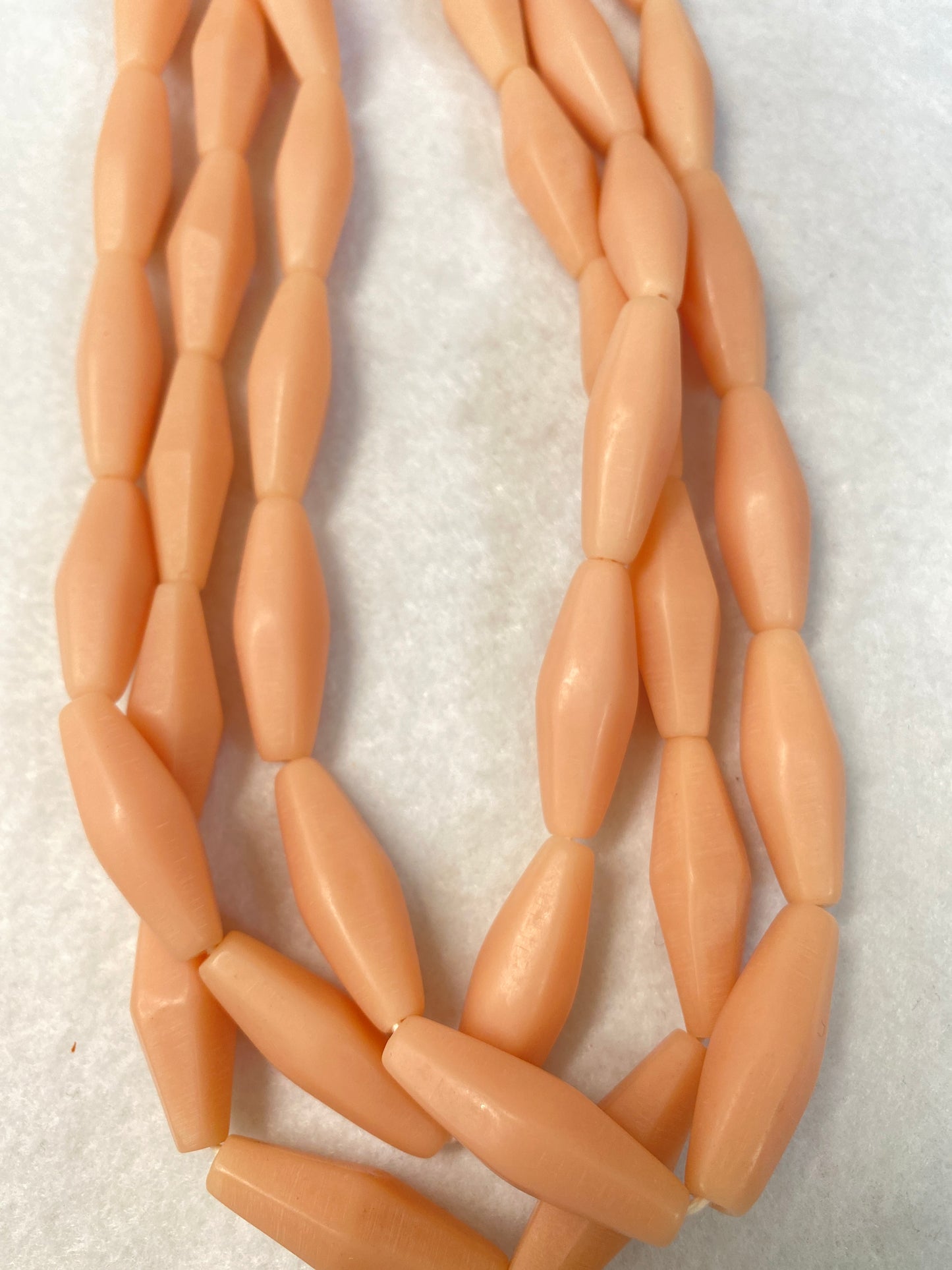 10x30mm Long Bicone Resin 31158