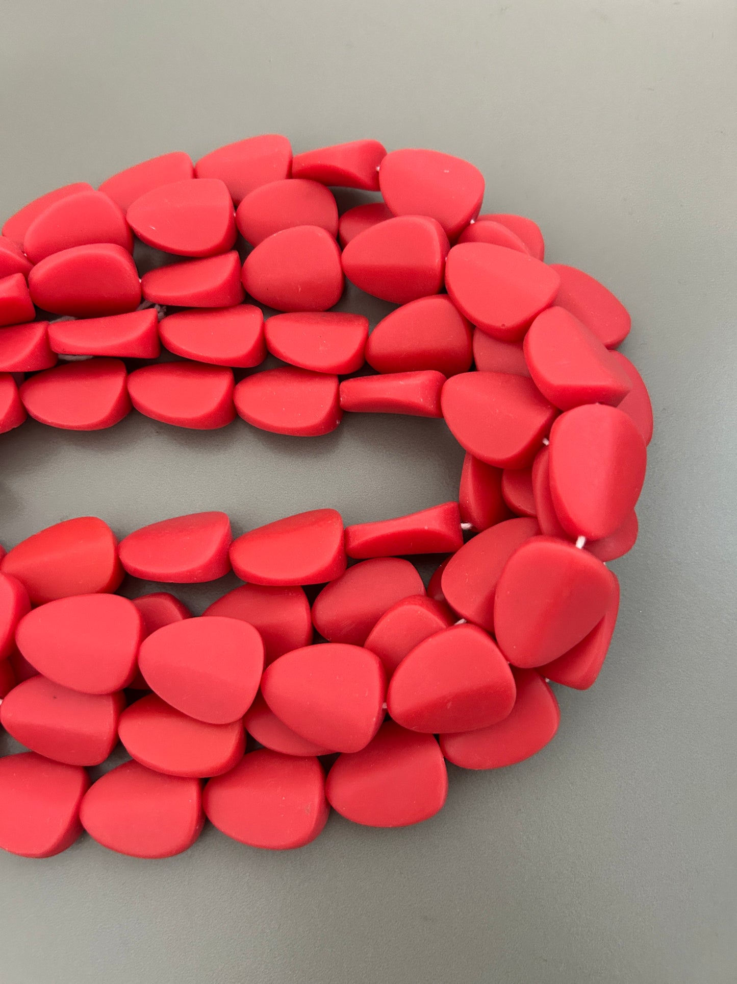 26mm resin strand(30076)16-17 pcs