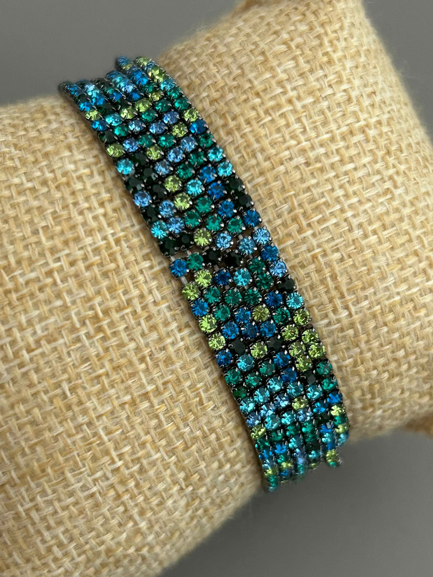 Stretchy Rhine bracelet