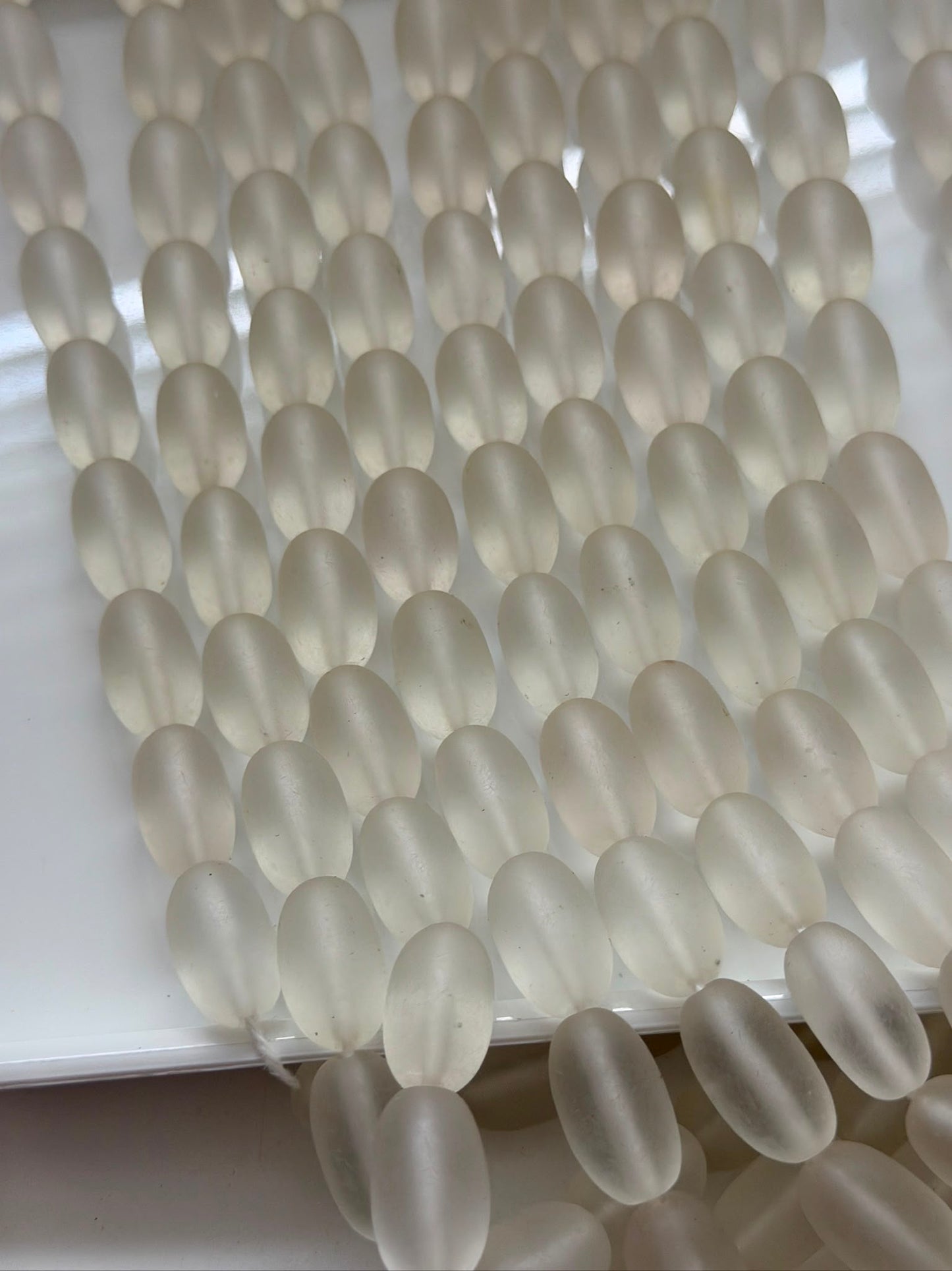 20mm Oval Resin strand