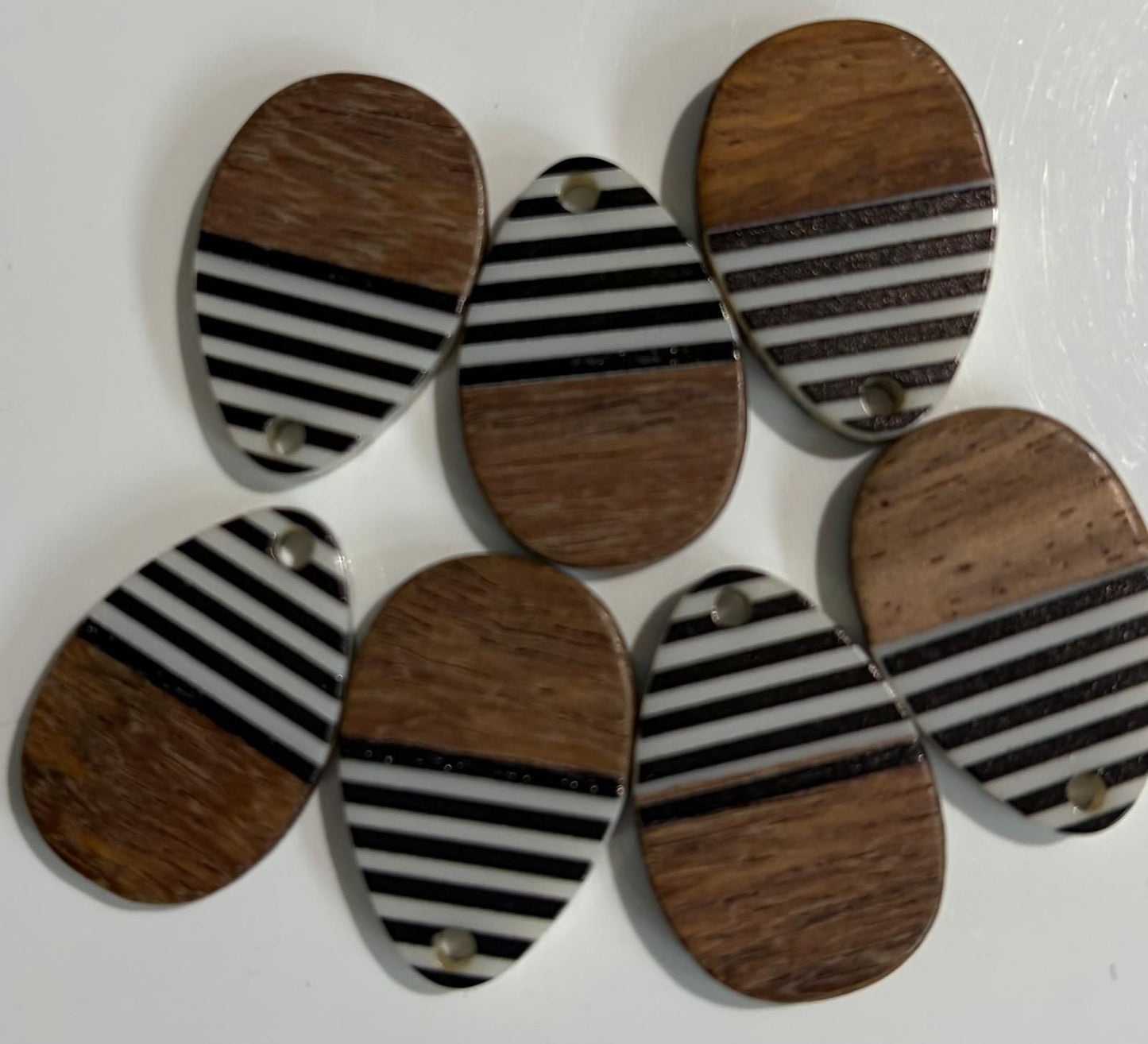 Wood Resin Drop