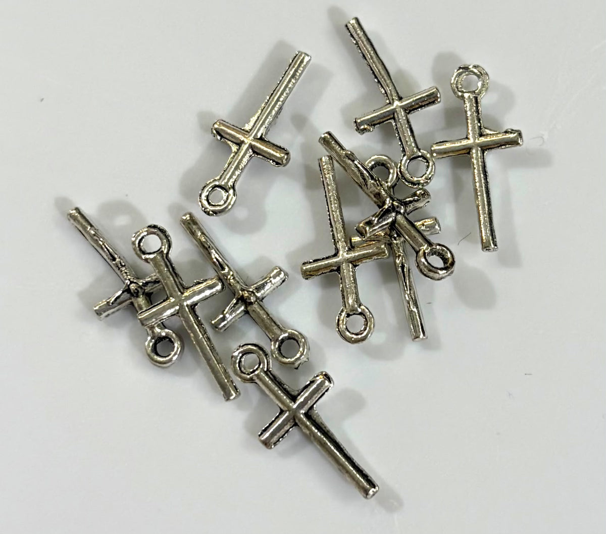 Cross Charm 20mm (10)