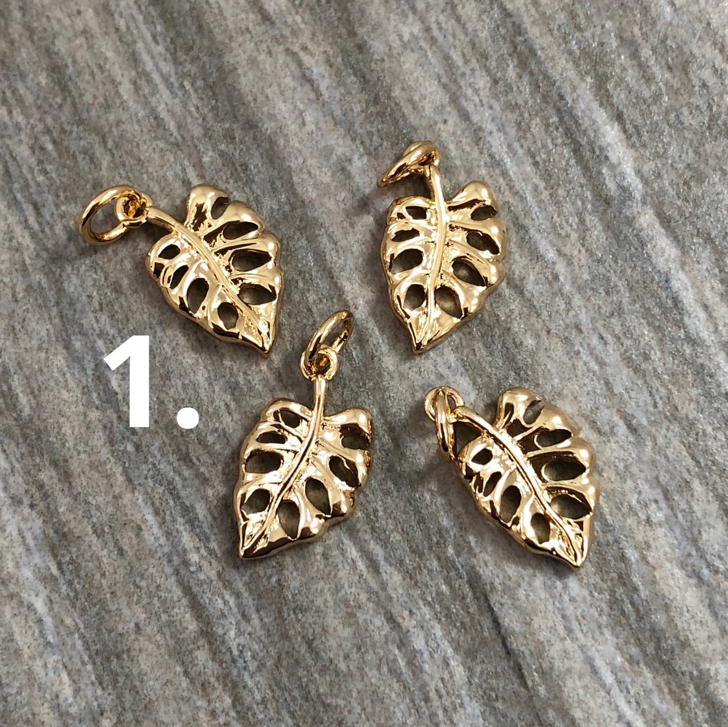 13mm Leaf Charm qty1