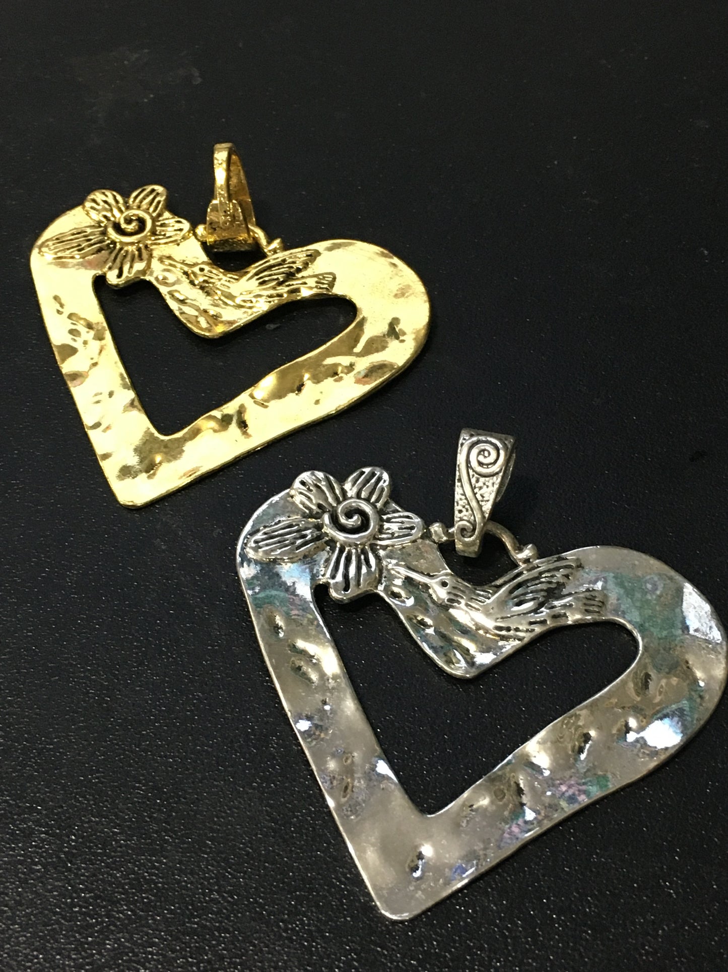 55mm Heart with Flower and Bird / Flor 12572