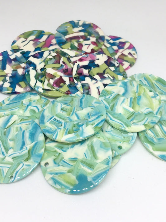 35mm round resin multi pendant