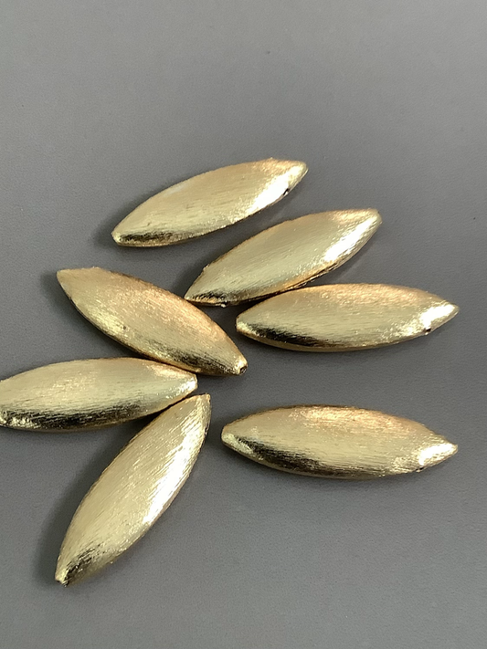 39mm Sideways Pointer Drop Gold Qty 1 / 9449