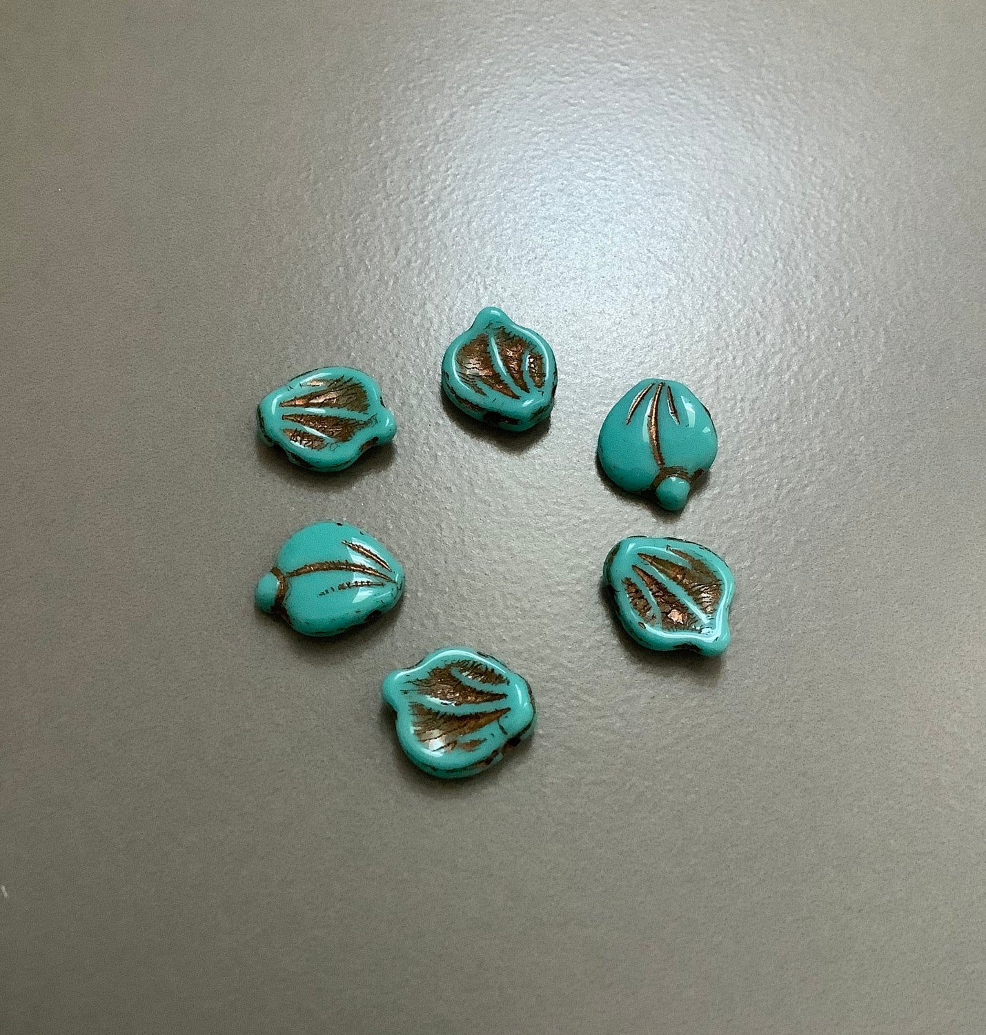 Turquoise Leaf Czech qty1- 22450