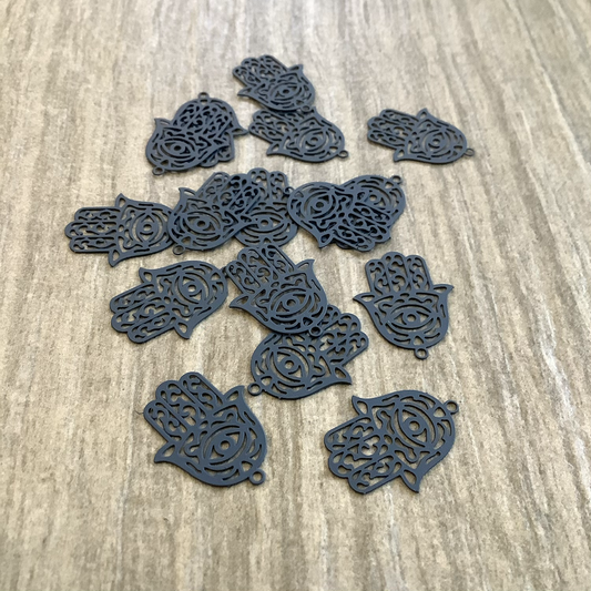 22x17mm Hamsa Pw qty1- 22730