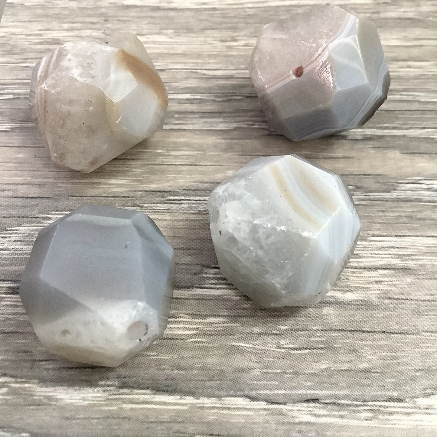 27mm Diamond Shape Agate Qty1- 23520/23523