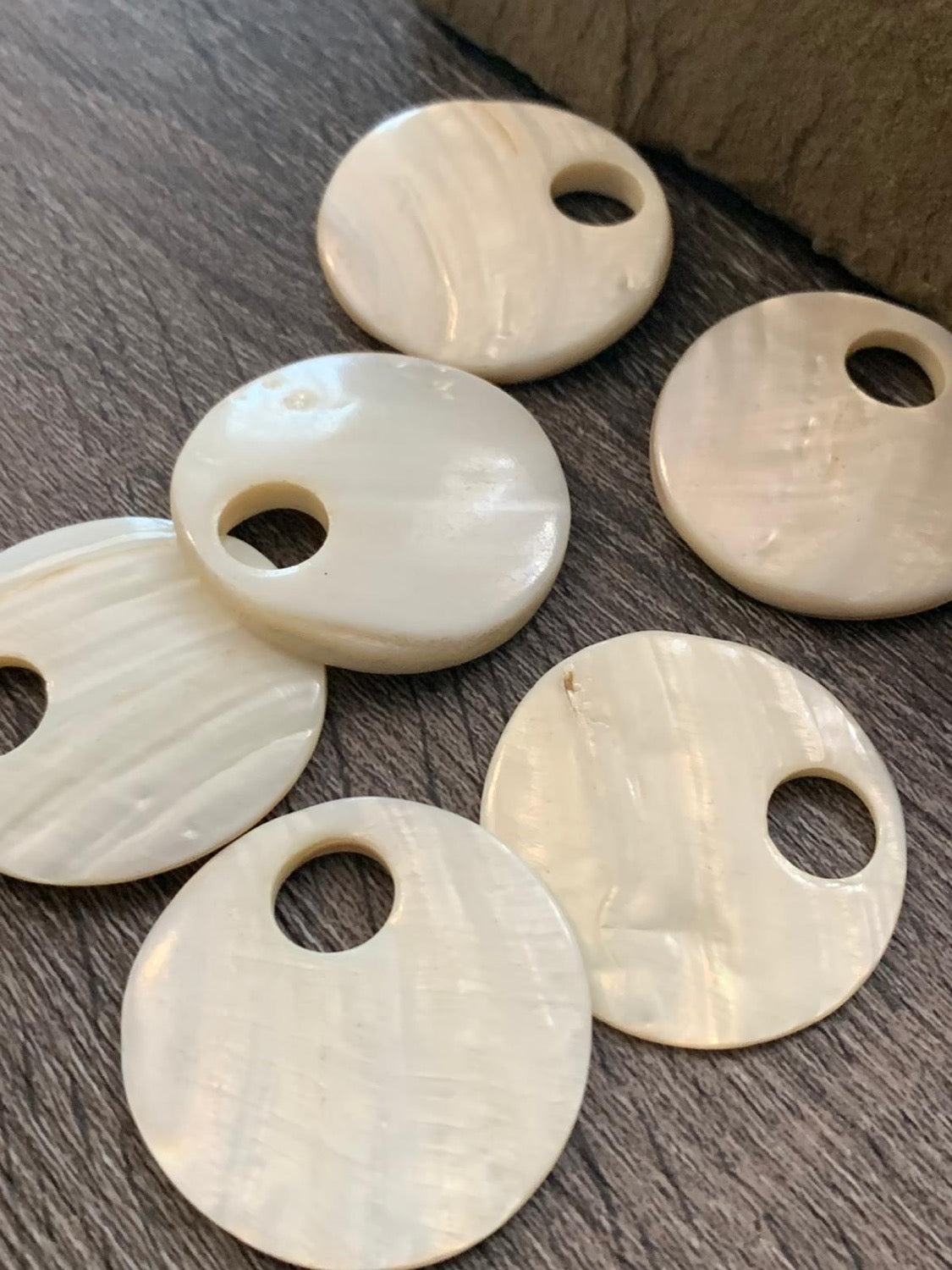 43mm Freshwater Pendant Qty 1 / 21231