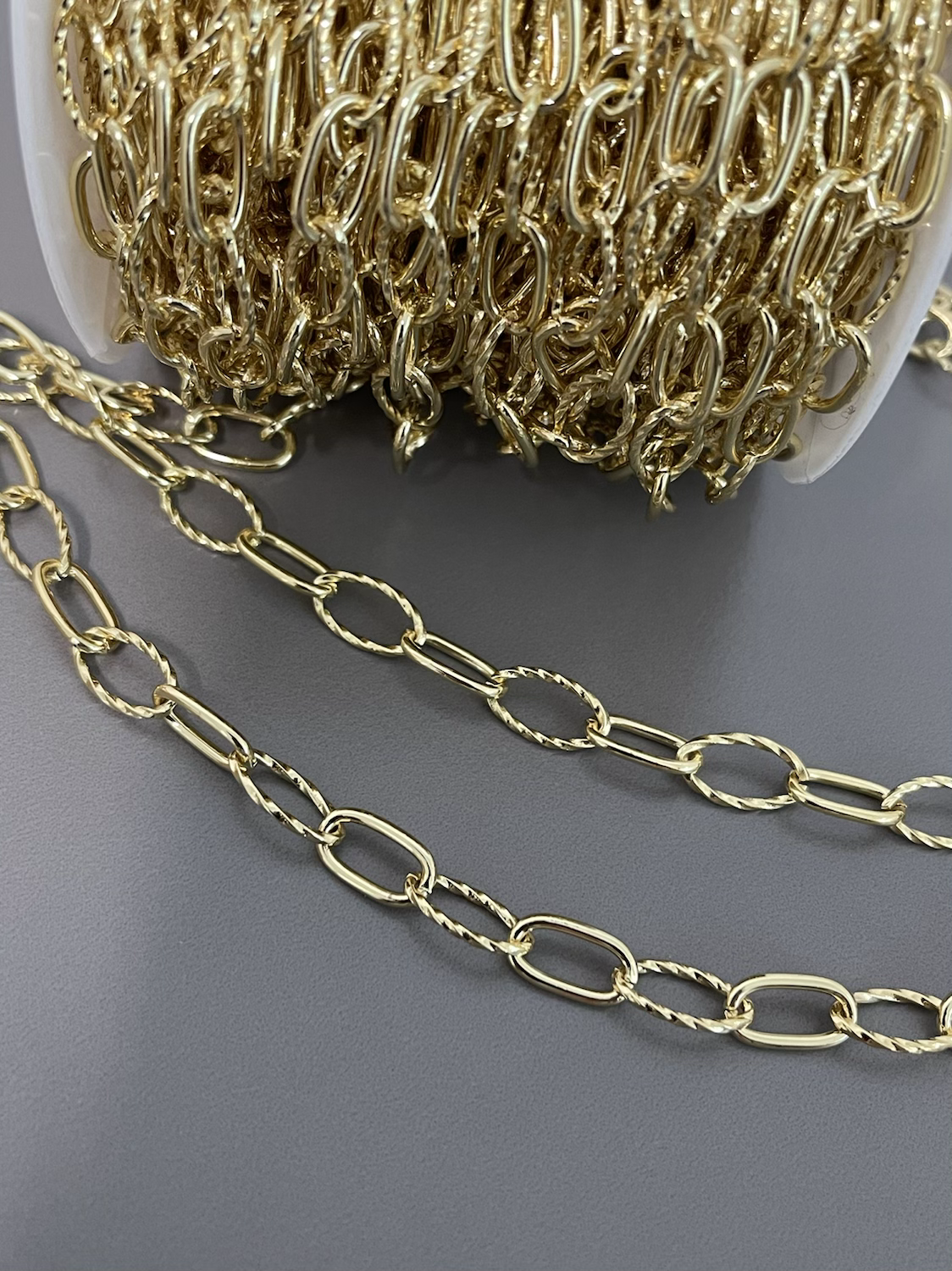 Oval fancy and oval plain link chain by ft 22327