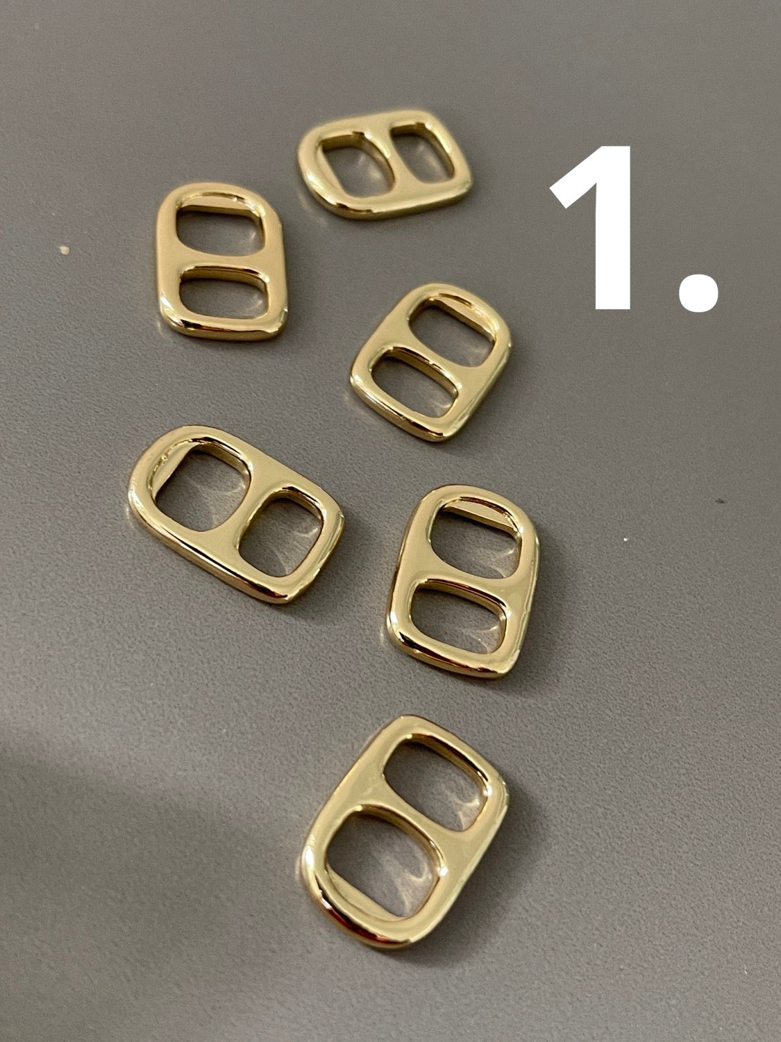 Gold tab qty1 - 22026- 22021