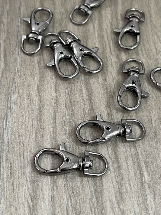 38mm Gun Metal Clasp qty1- 22565