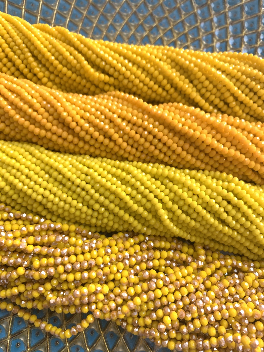 4mm Yellow Tones Rondelle Crystal / Cristales Amarillos