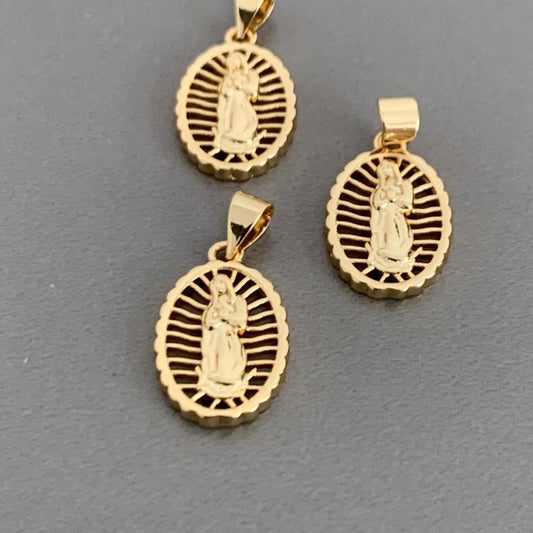 18.3mm Oval Virgen with lines Qty 1 / 21582