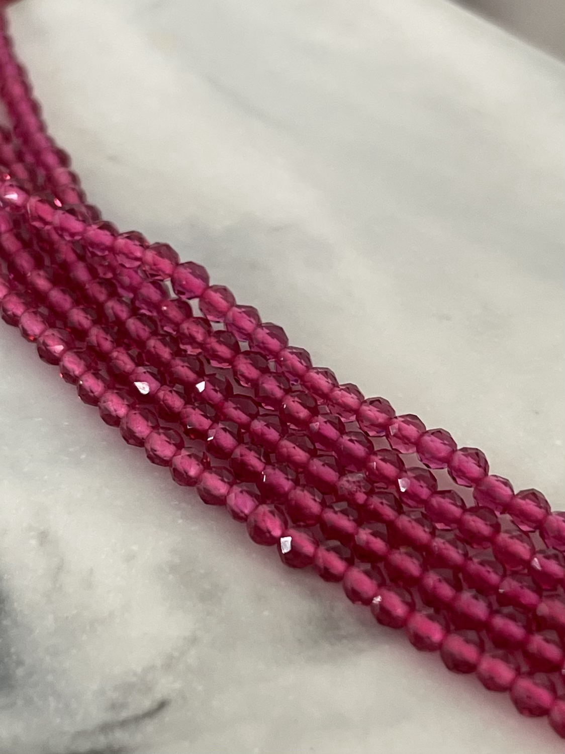 3mm Magenta Earthstone qty1- 21883