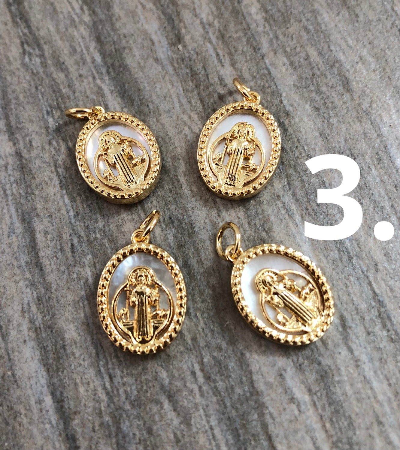 16mm Mother Of Pearl Virgen Mary/Guadalupe qty1