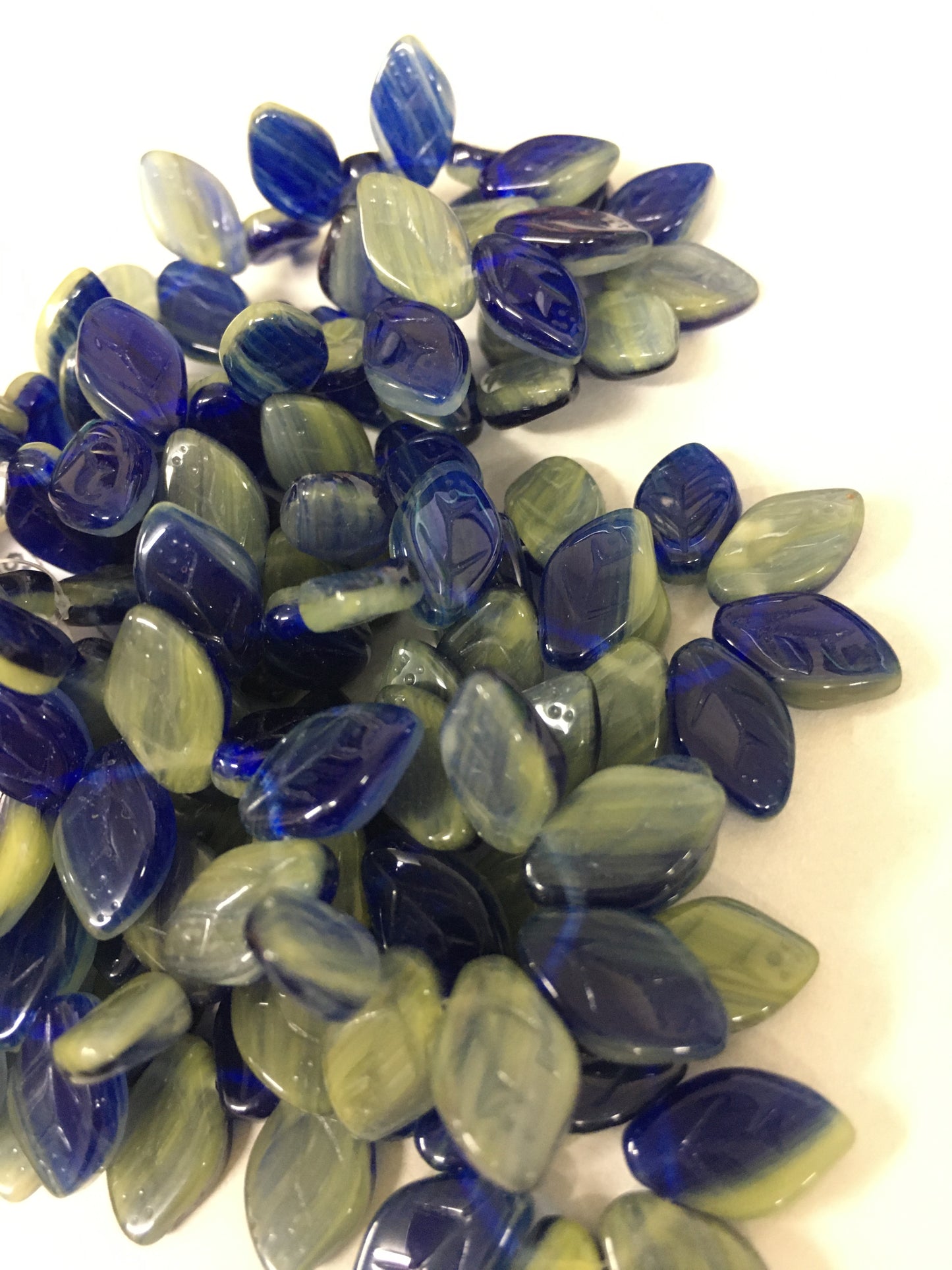 12mm Blue and Cream Leaf Sideways Czech Strand / Hoja