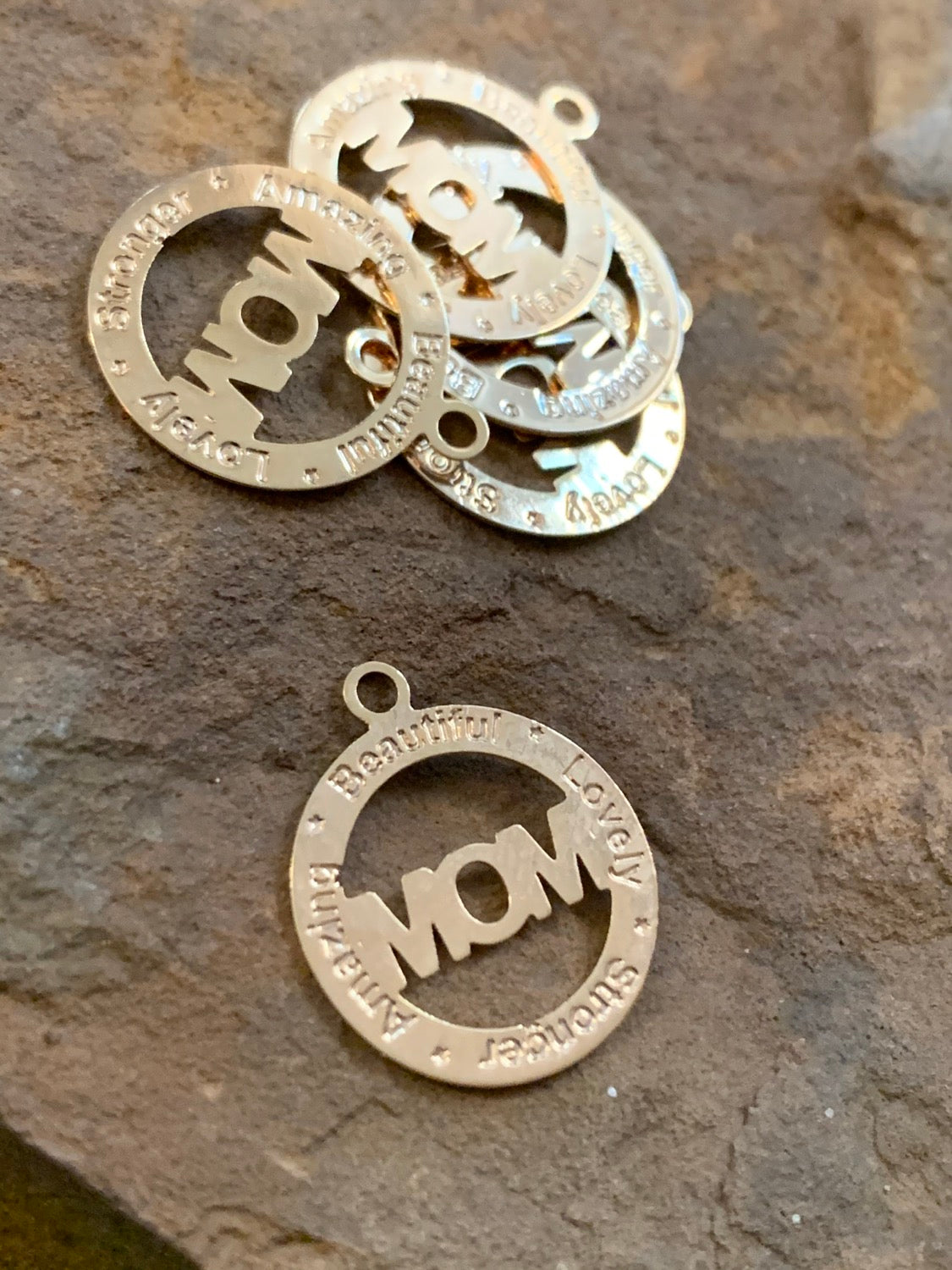 14mm Mom inside Circle-15574