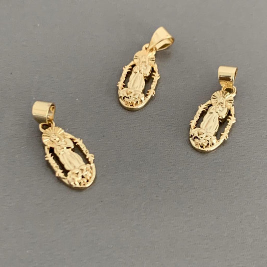17.4mm Oval Virgen de la providencia  Qty 1 / 21579
