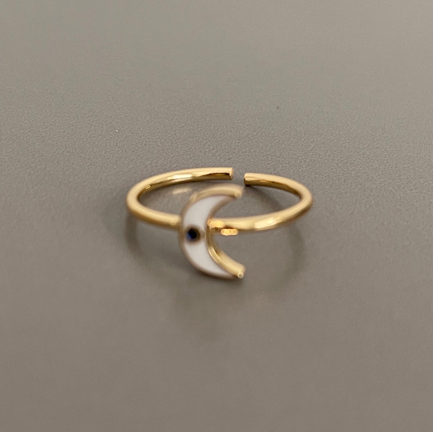 Ring With Eye Moon qty1 22270