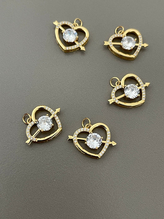 15mm Heart With Arrow Zirc Center Qty1- 23765