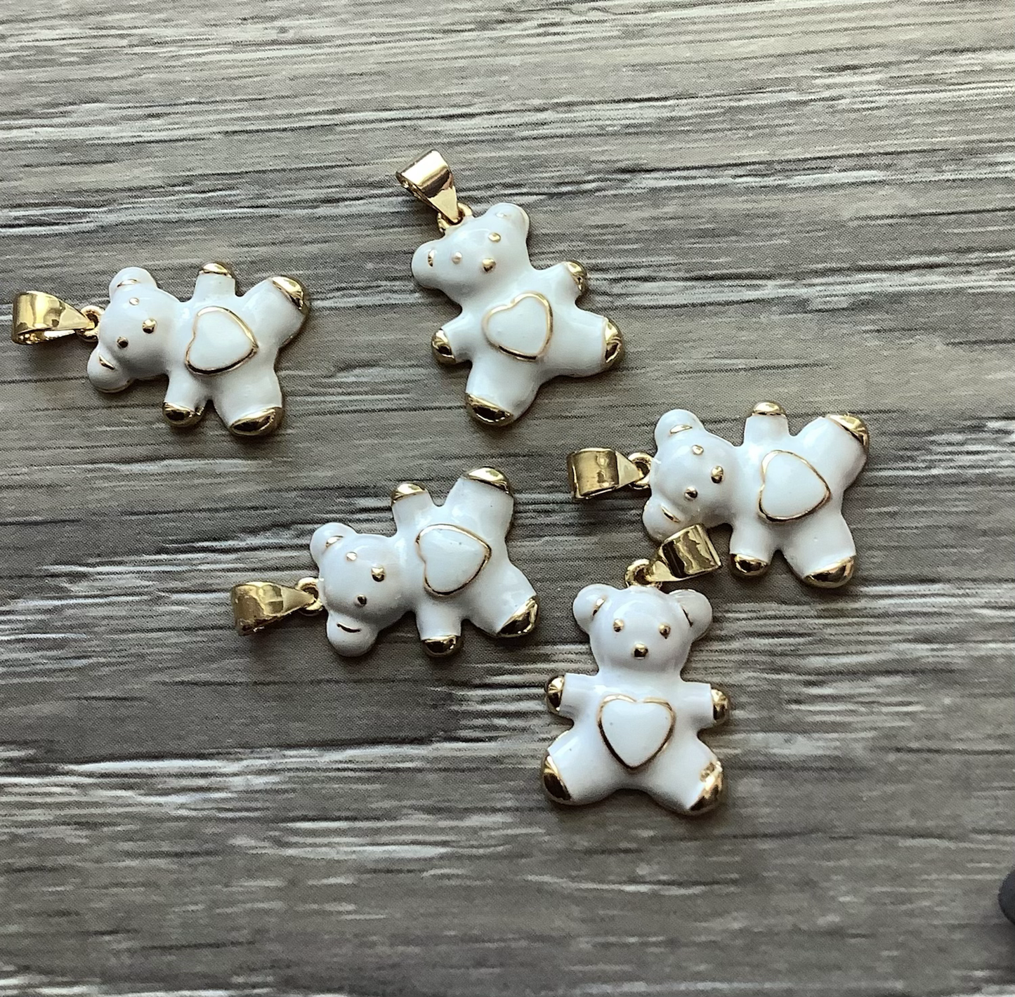 21mm White Bear Qty1- 23252