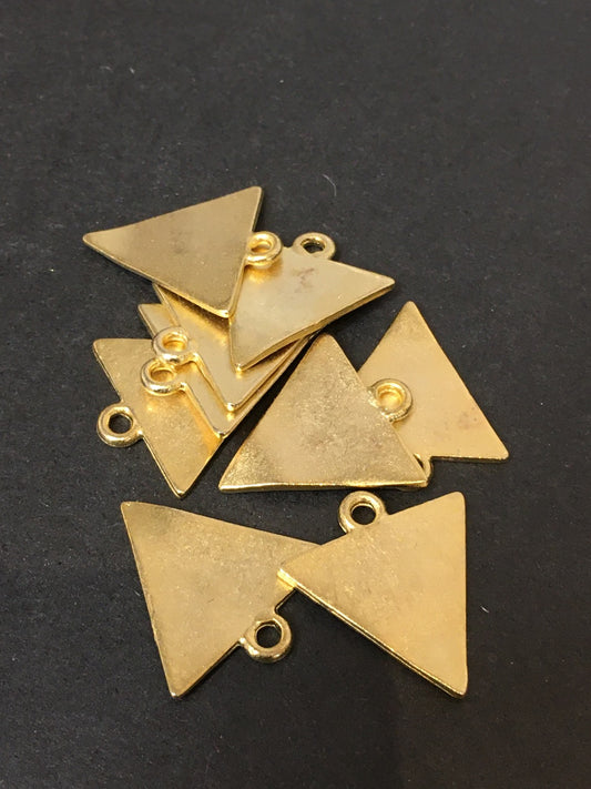 21mm Small Triangle Matte Qty 1 / 12197