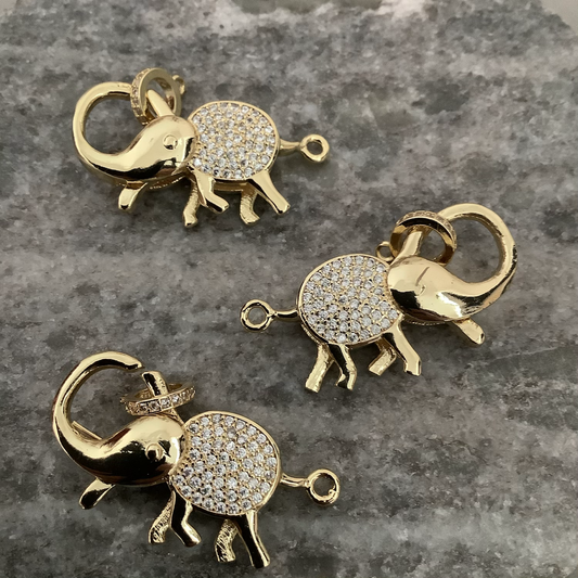30mm Zirc Elephant Clasp Qty1- 23480