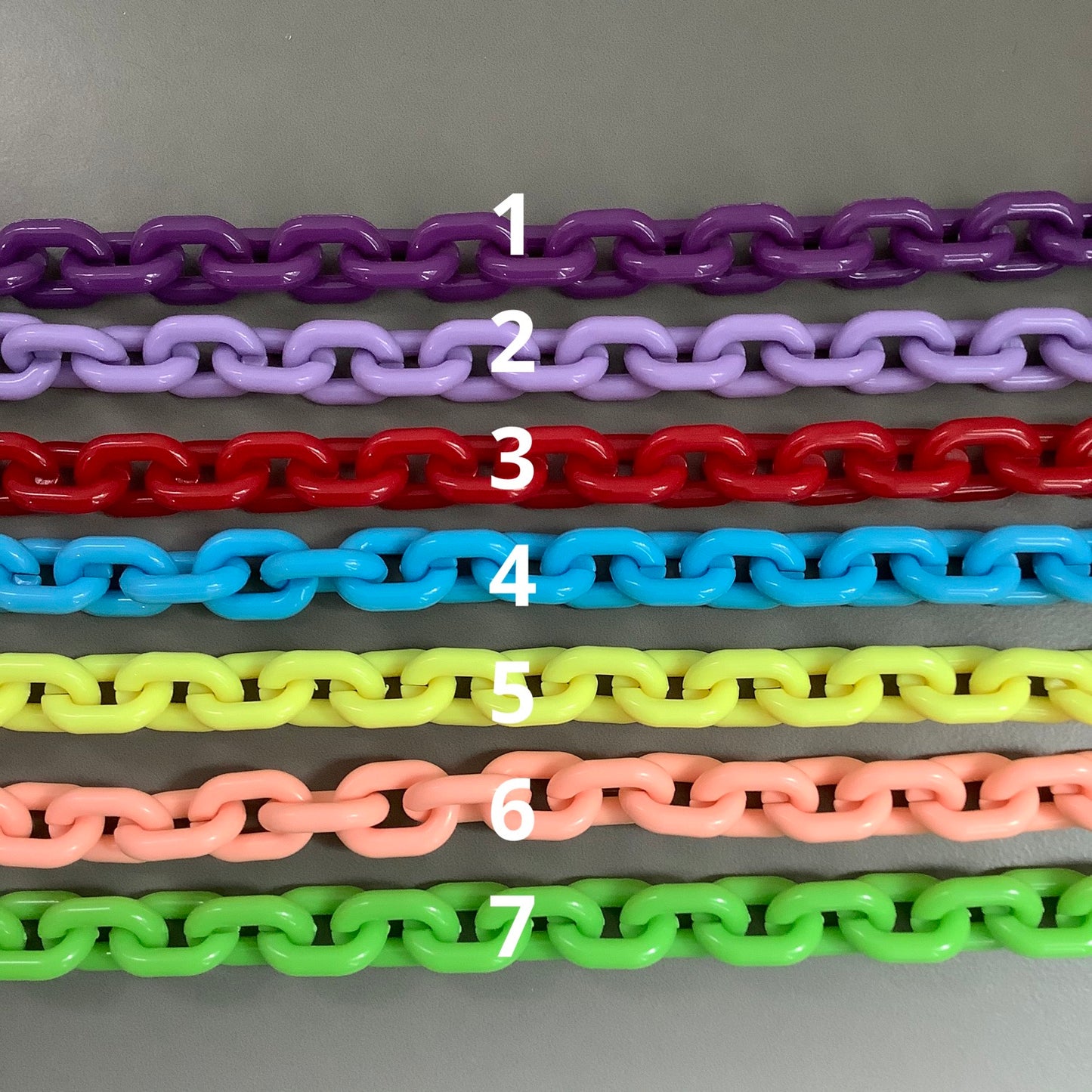 20mm Acrilyc Chain 15 inch long Qty1- 22128