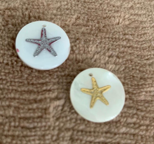 16mm Starfish Freshwater Shell Charm qty 1 / 15739