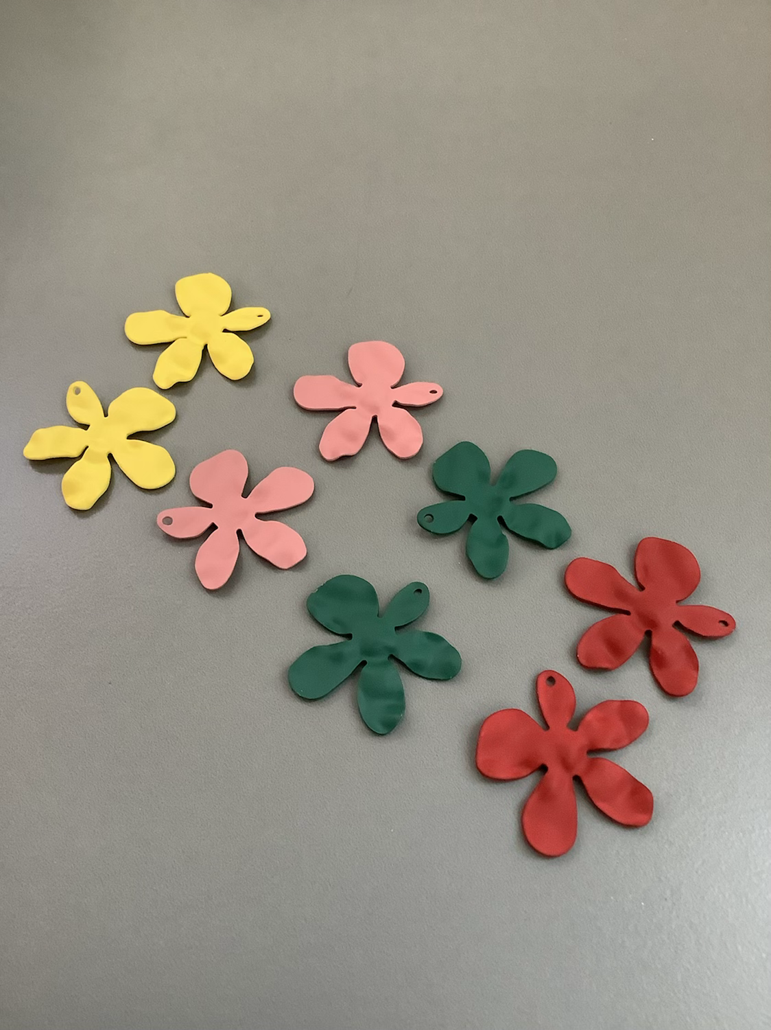 31x33 Five Petal Flower qty1- 22632