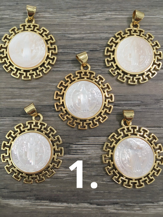 23mm MOP Virgen/Saint Pendant Qty1- 24625/24623/24624