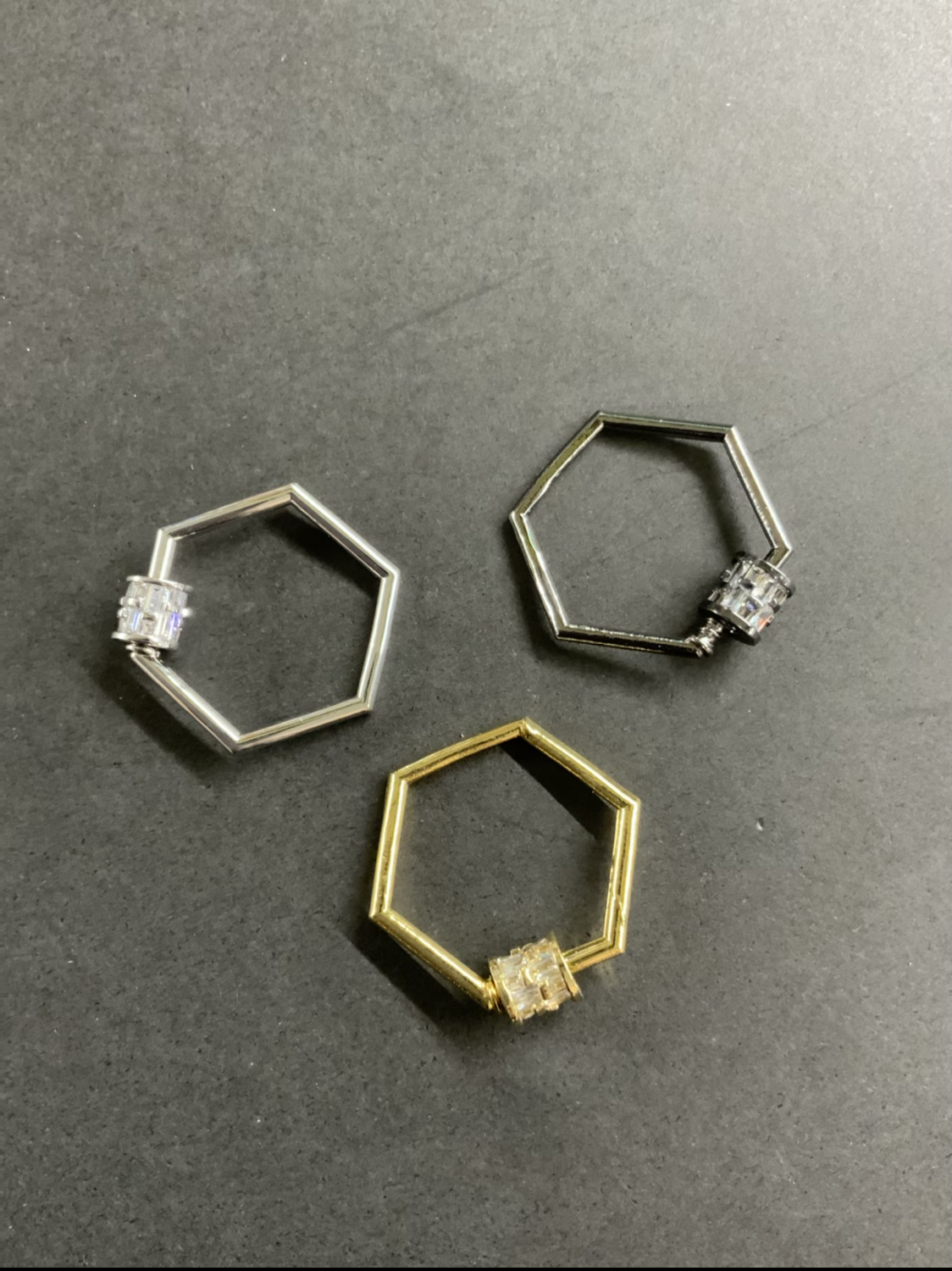 25mm Hexagon Lock with rectangular pave qty 1 / 19973