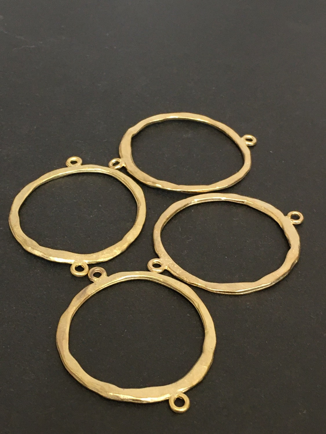 45x35mm Large Round Connector Matte Qty 1 / 12199
