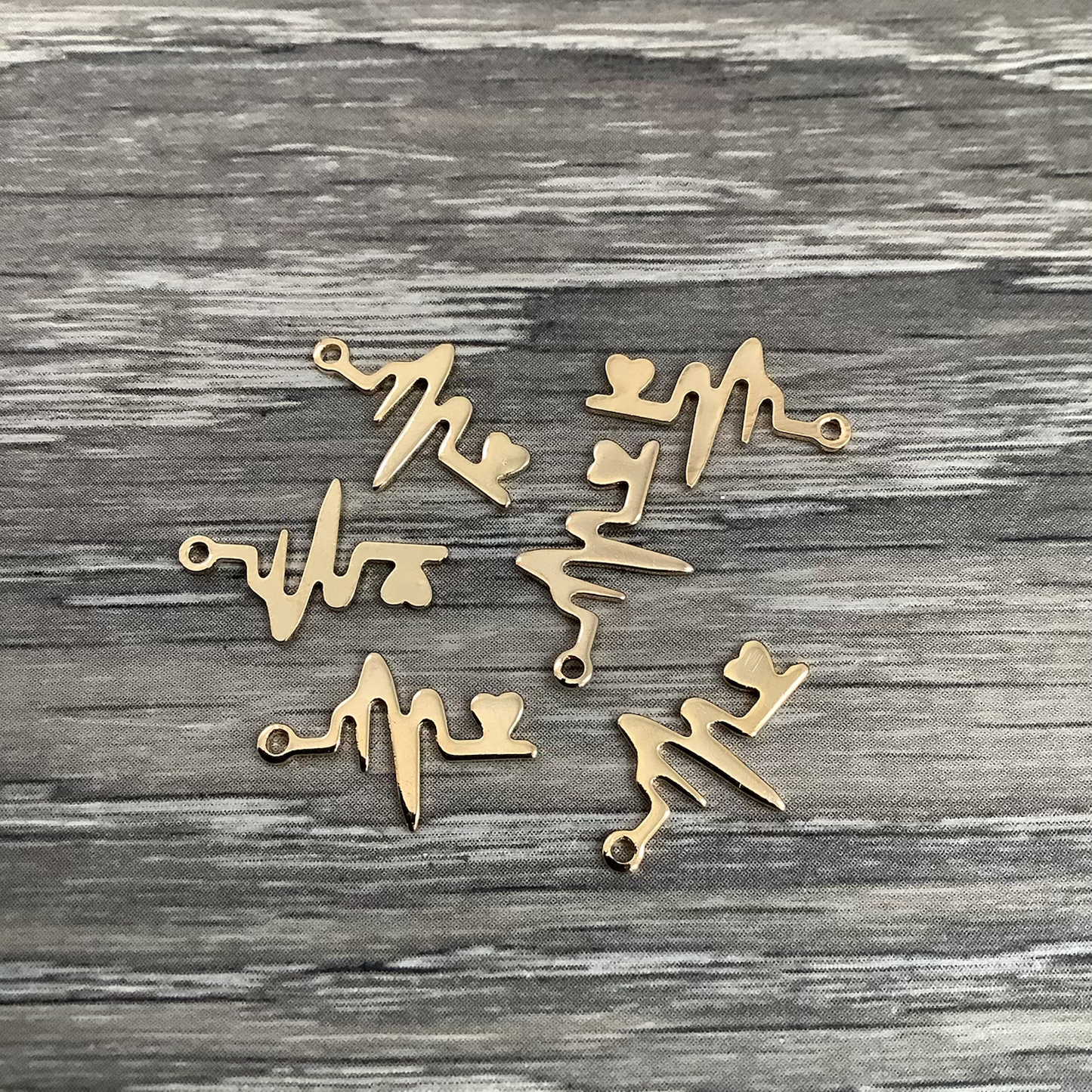 16.5mm Heart Beat Qty3- 22996