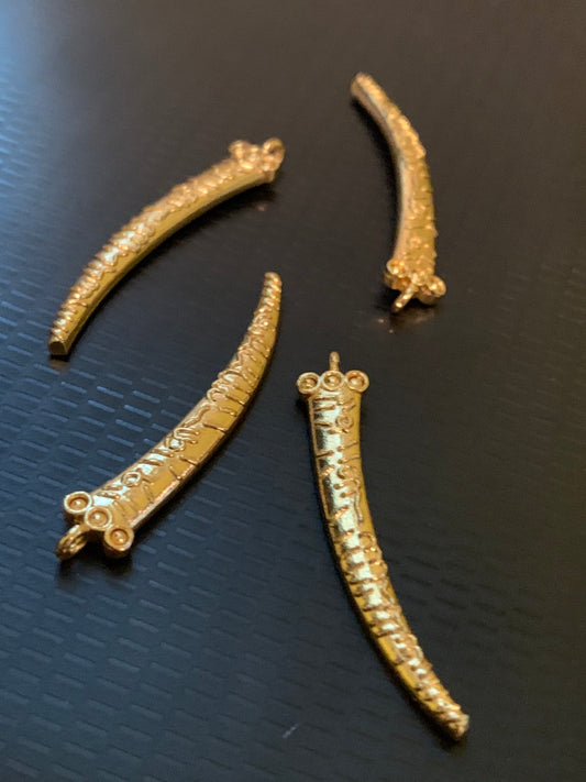 42mm Horn gold qty 4 / Cuerno