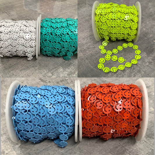 8mm Multicolor Happy Face Chain By Feet- 23136