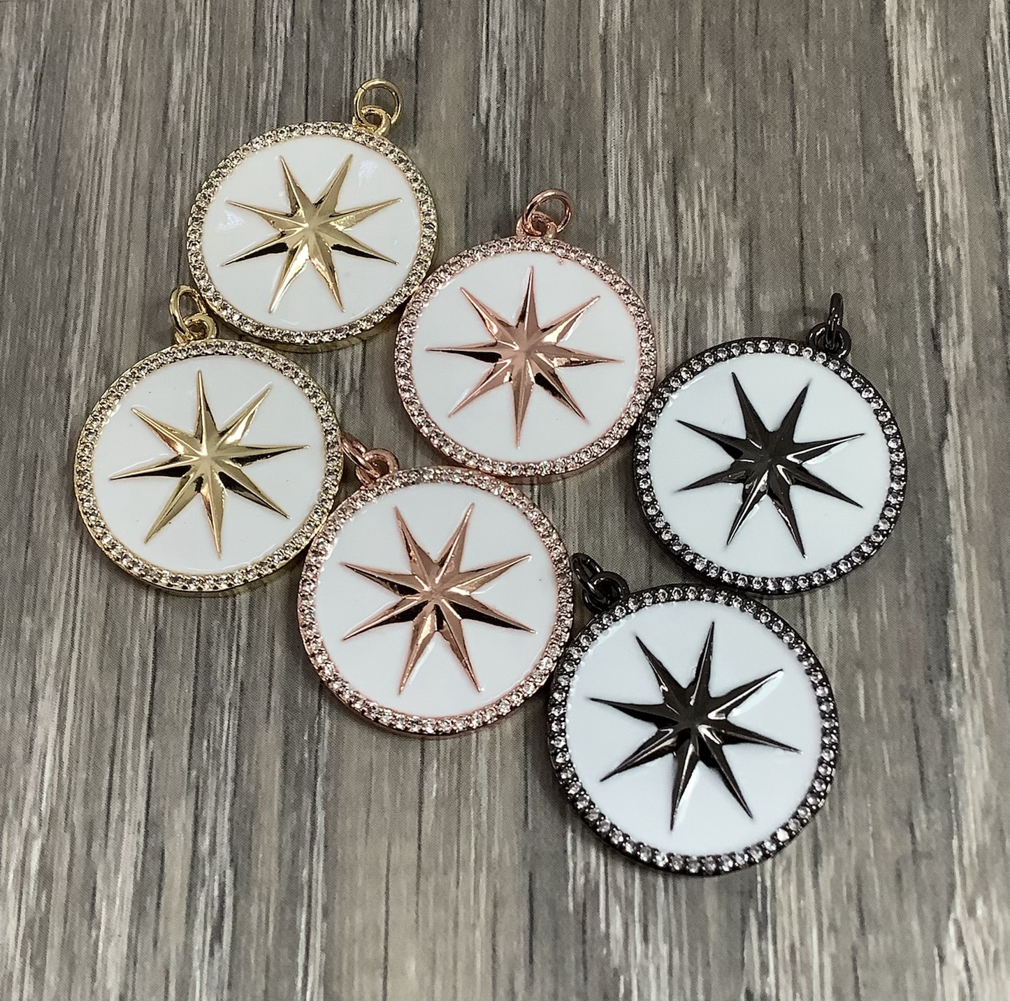 23mm Star Pendant Pave Qty1- 23074