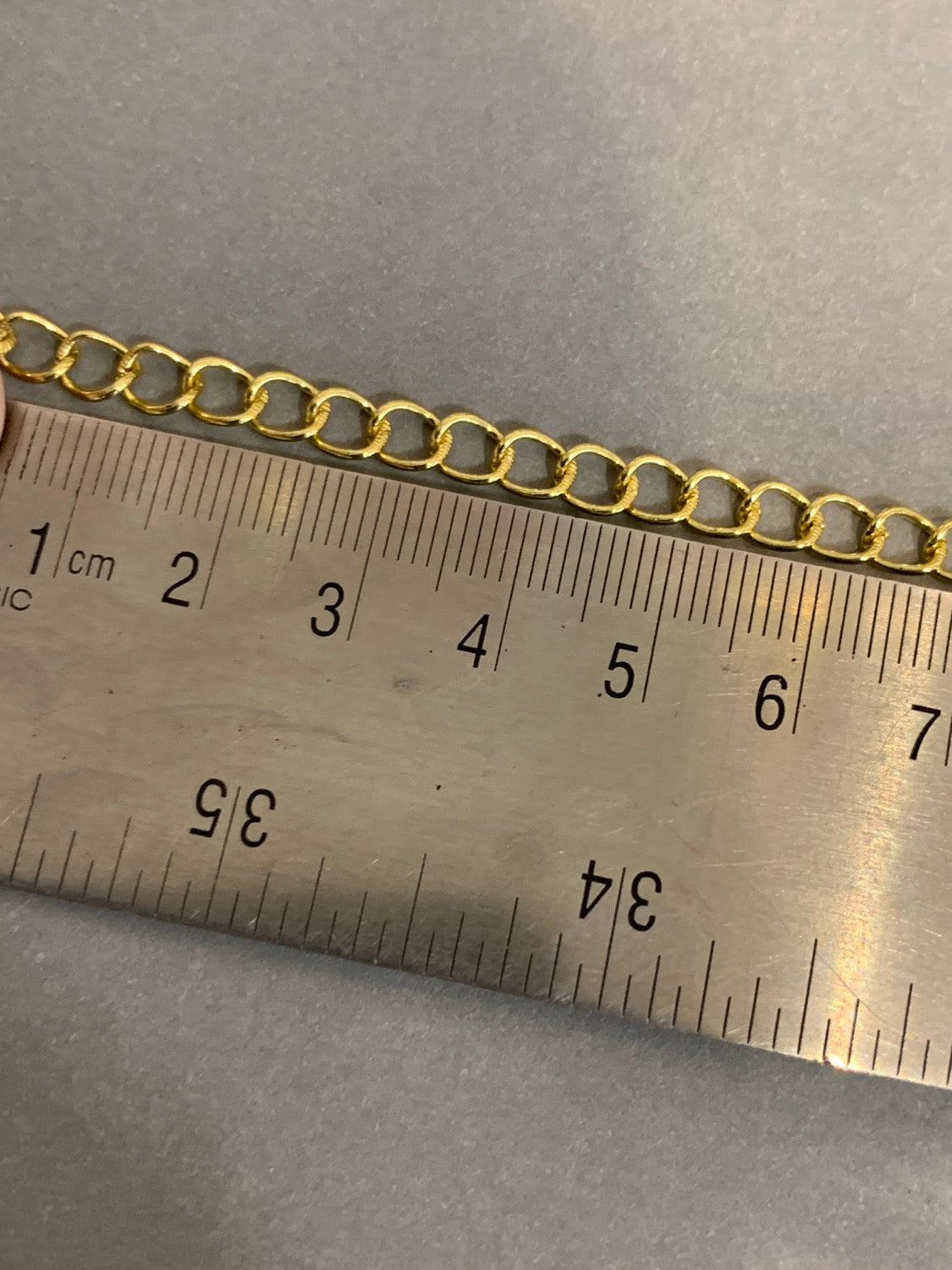 Chain - cadena enchapada en oro - venta por pie 18054