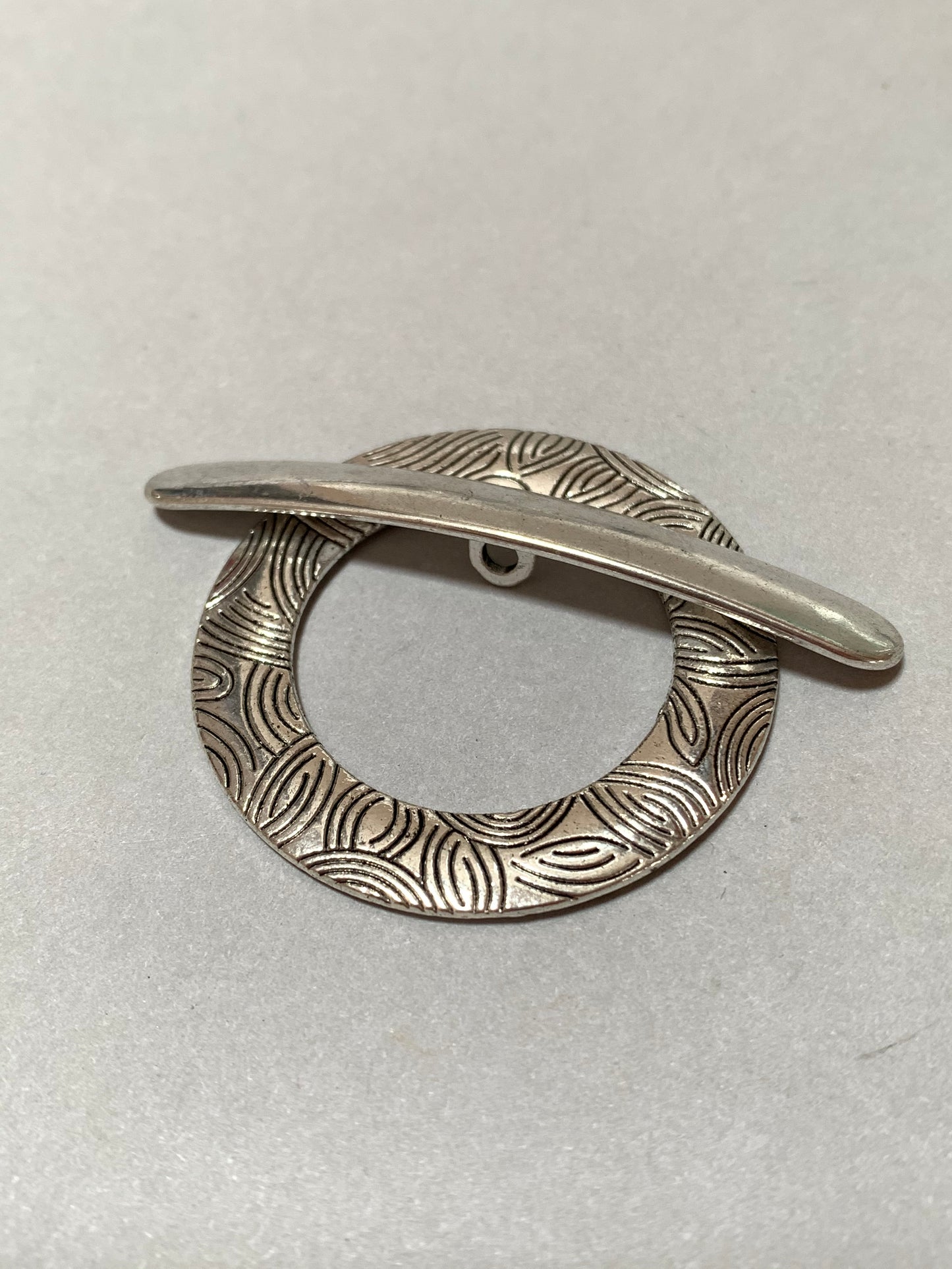 X Large Toggle Silver