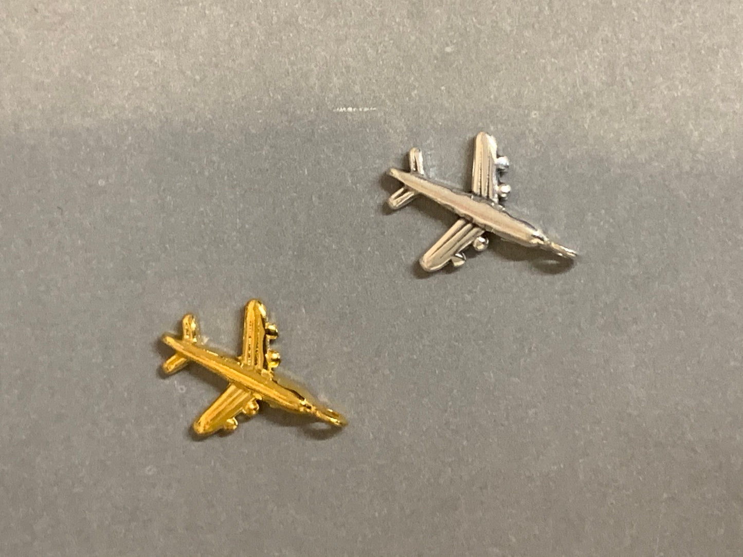 18x24mm airplane gold / avion 15757 - 18482