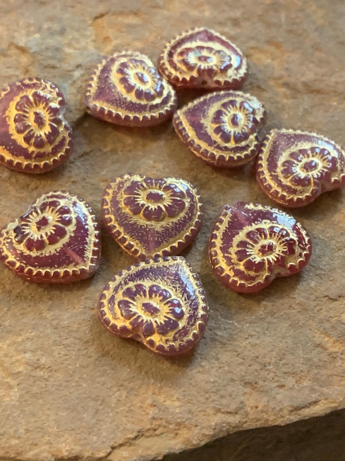 17mm Heart Czech with gold Qty 1 / 20793