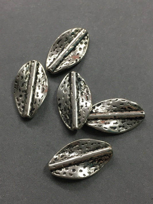 22mm leaf silver qty 5