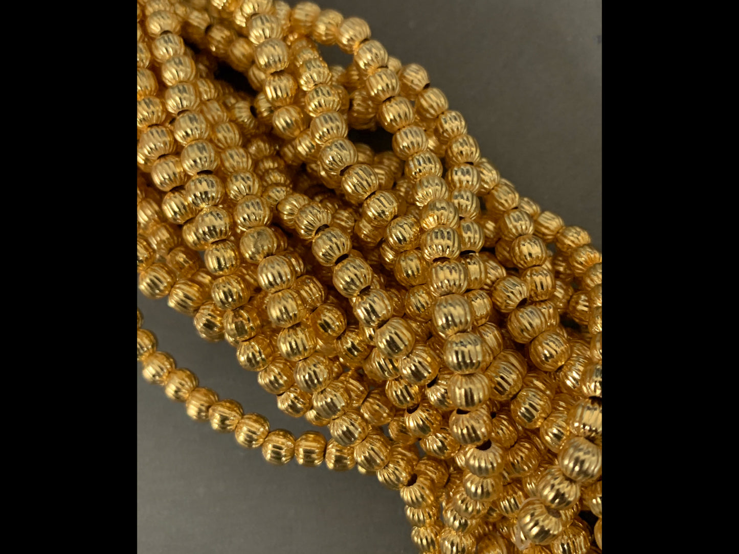 5mm Round Corrugated Strand Qty 40 aprox 15041